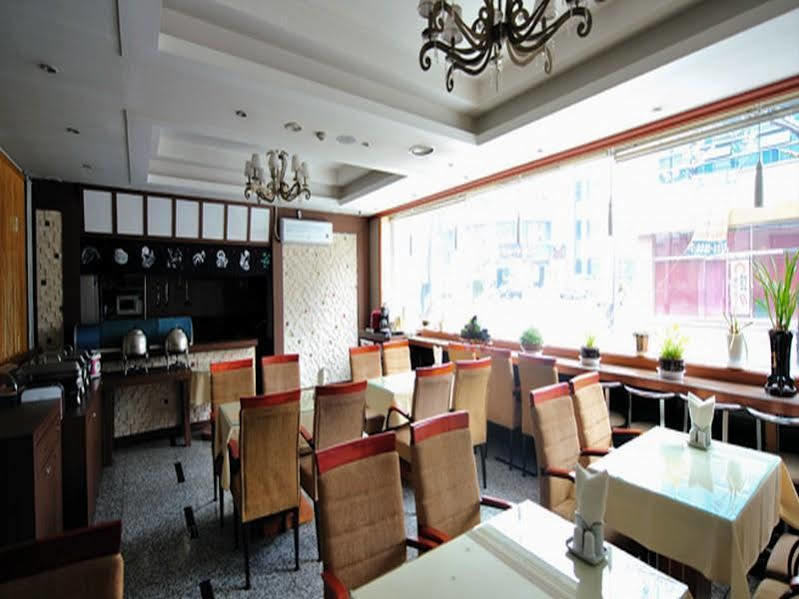 Fiore Hotel クミ エクステリア 写真